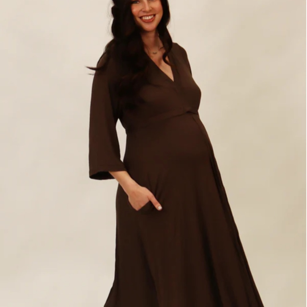 Lila Labor and Postpartum mocha gown